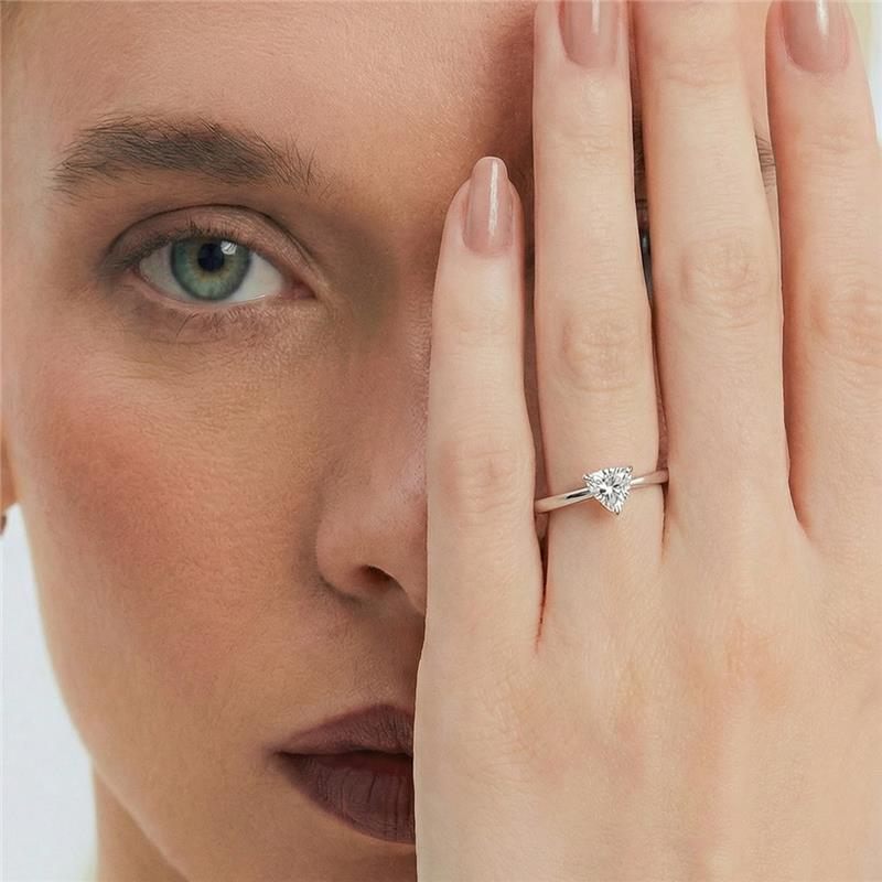 Anel com Pedra Triangular Moissanite 5Mm Prata Rodinada Prateado - Imagem 2