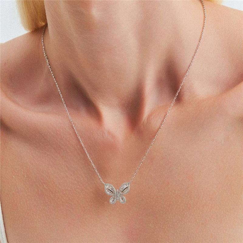 Colar de Borboleta em Cristais e Zircônias Prata Rodinada Prateado - Imagem 2