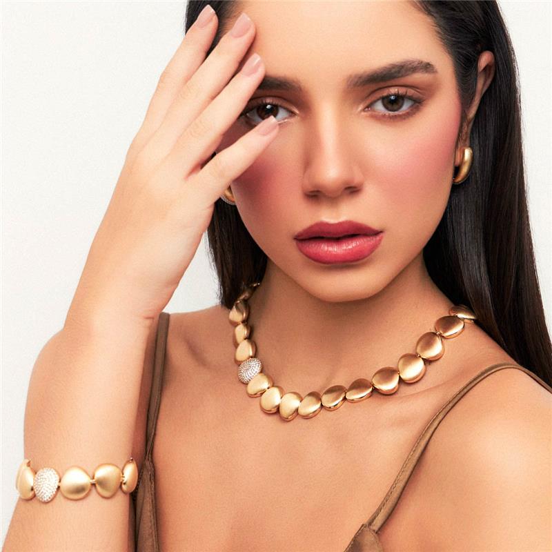 Colar Oval Cravejado com Zircônias Acetinado - Imagem 3
