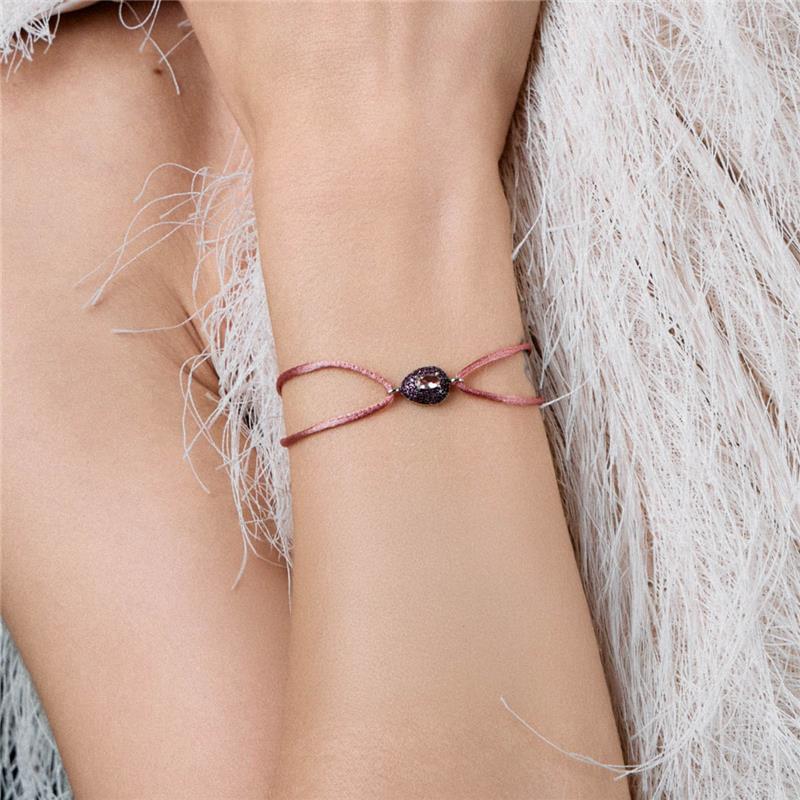 Pulseira Regulável em Fio Encerado com Pingente de Gota Prateado Prateado - Imagem 2